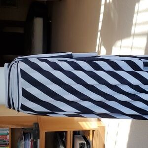 Full length gorgeous summer skirt in navy blue/withe